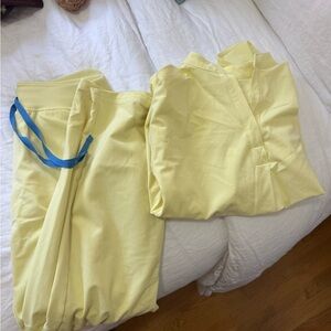 Yellow Figs Scrub Set